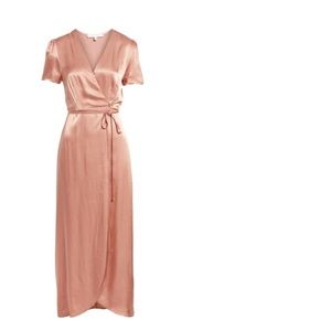 Like new Wayf short sleeve wrap gown